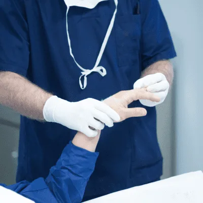 ¿Qué especialista trata la tendinitis?